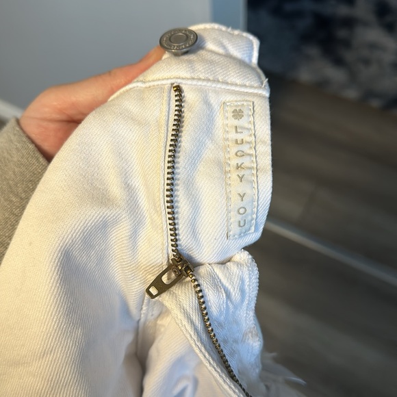 Lucky Brand ‘the cut off’ shorts size 8 in white jean - Picture 10 of 10